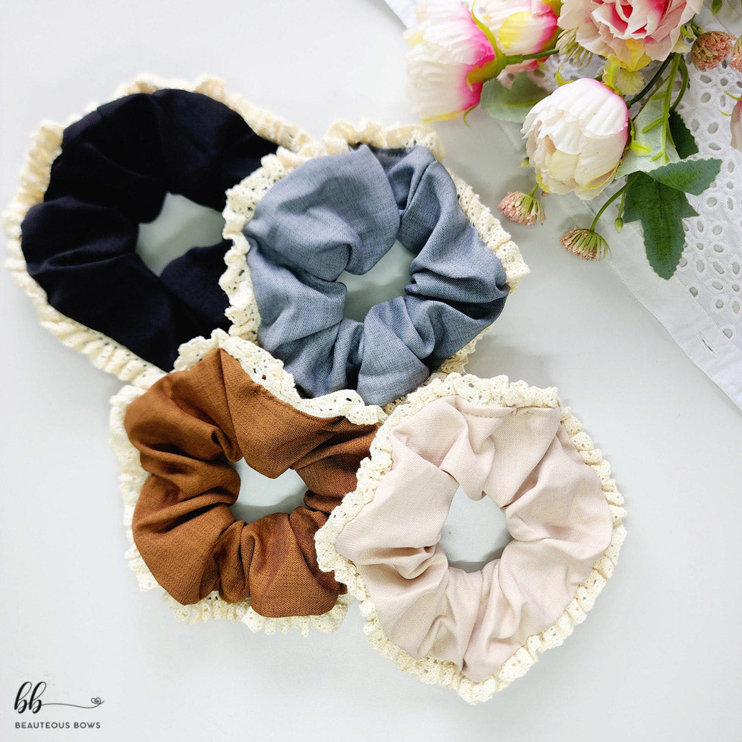 Dainty Lace Scrunchie Set